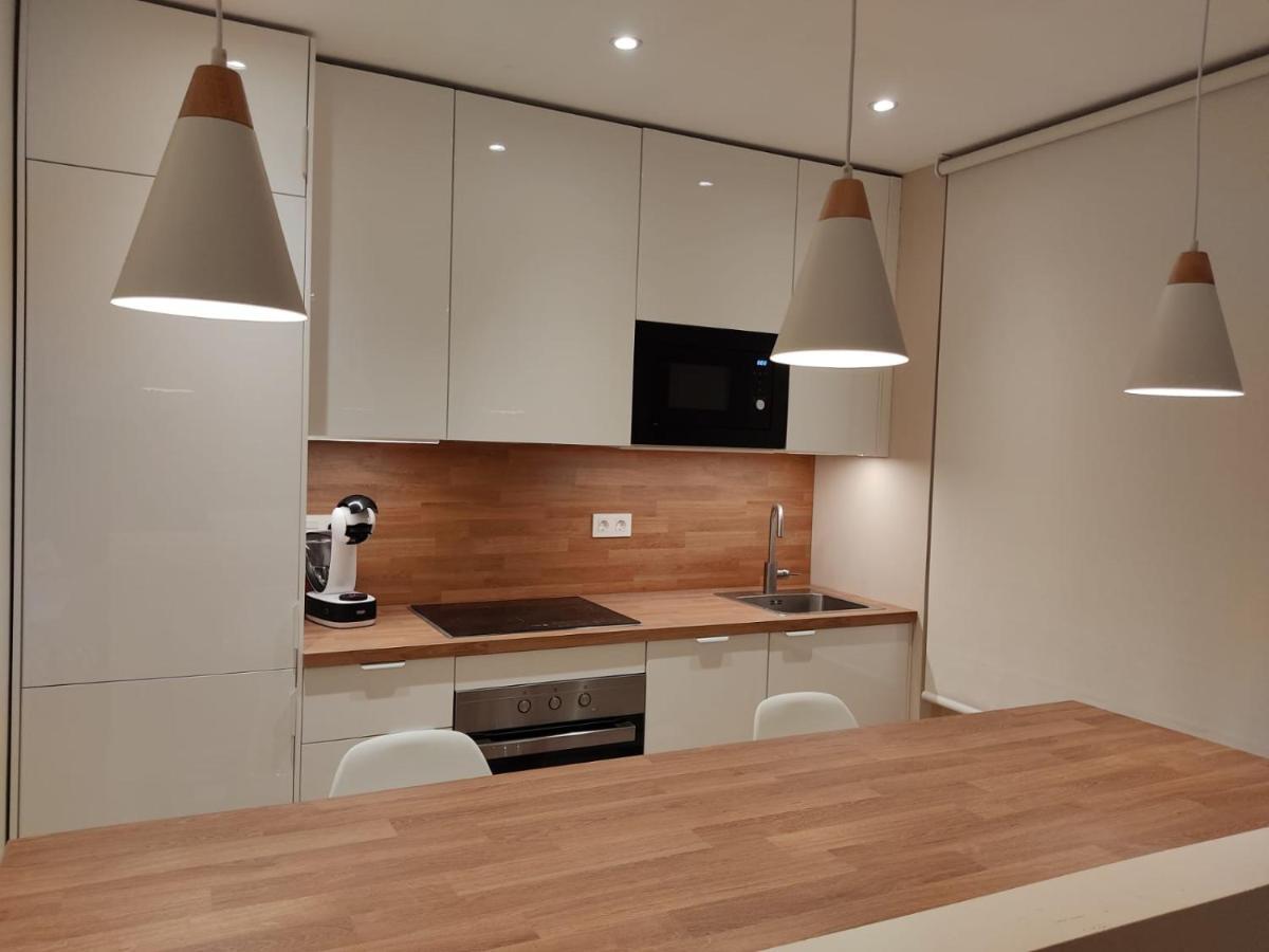Apartamento Costa II Con Parking Exterior Comunitario Zumaia Luaran gambar