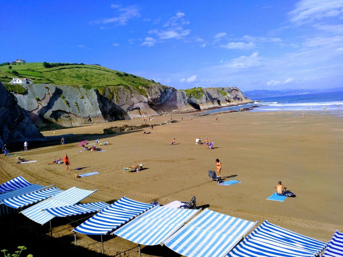 Apartamento Costa II Con Parking Exterior Comunitario Zumaia Luaran gambar